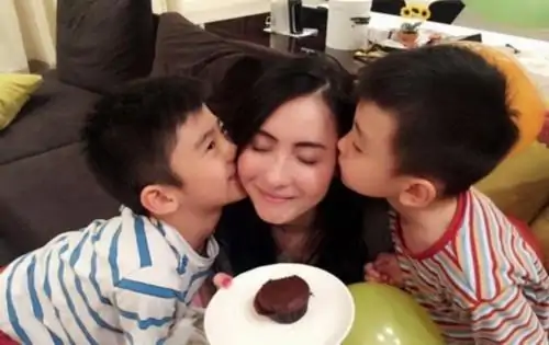 为什么都说张柏芝「一手好牌打烂了」? 为什么都说张柏芝「一手好牌打烂了」?